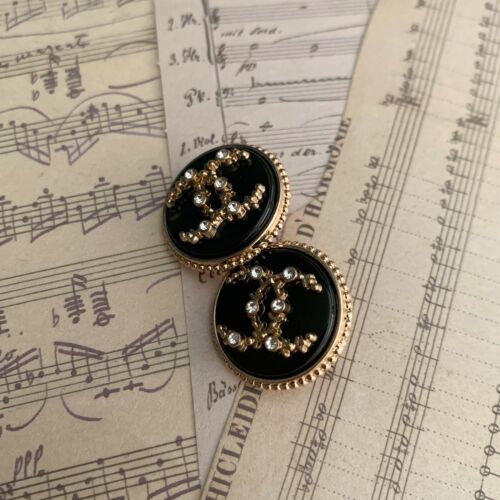 vintage chanel buttons